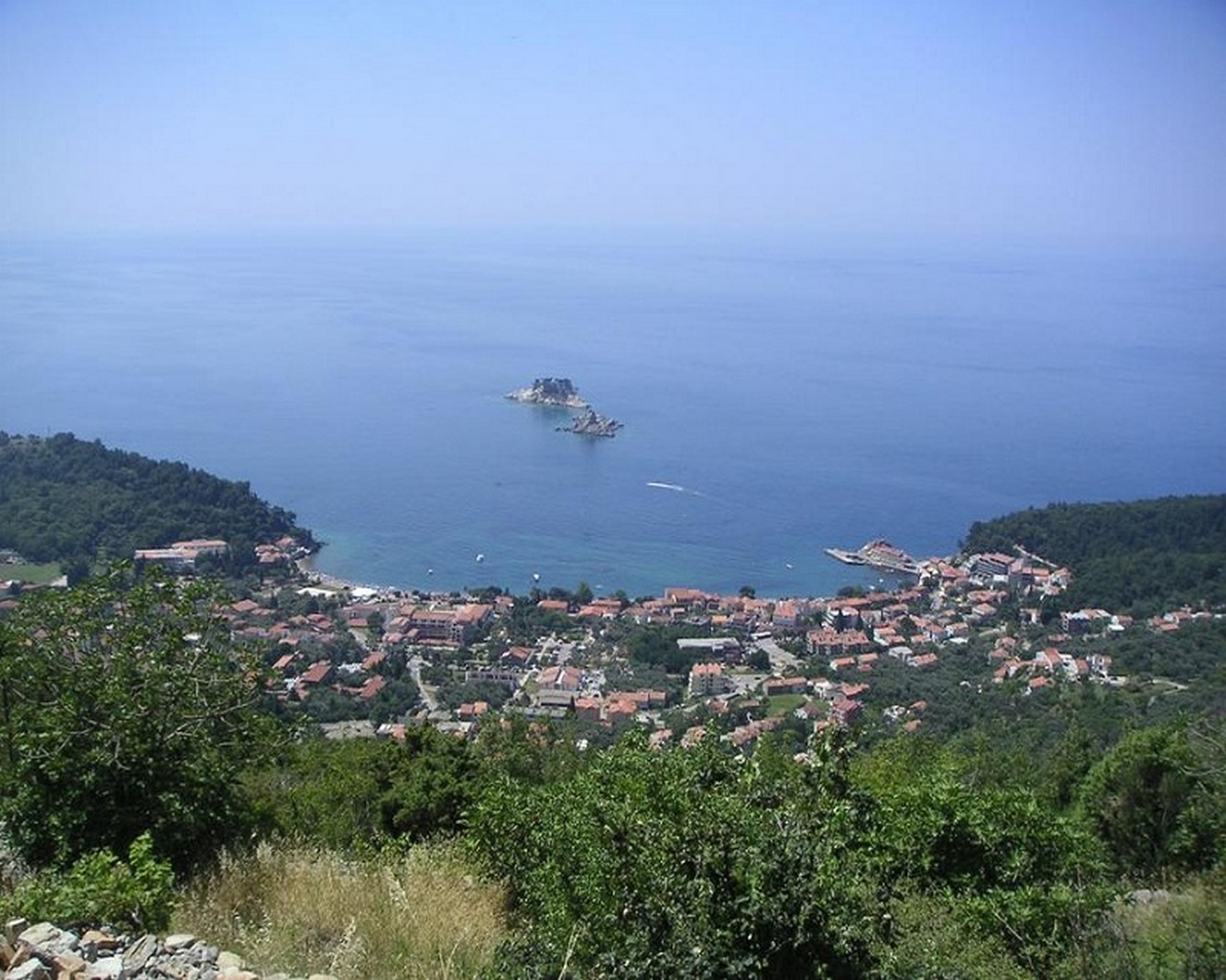 черногория город петровац